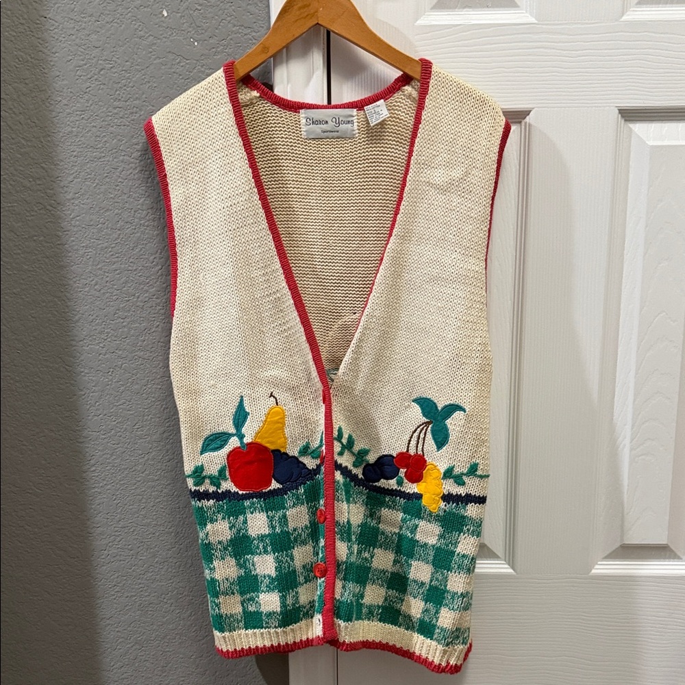 Sharon Young knit sweater vest size large fruit green gingham